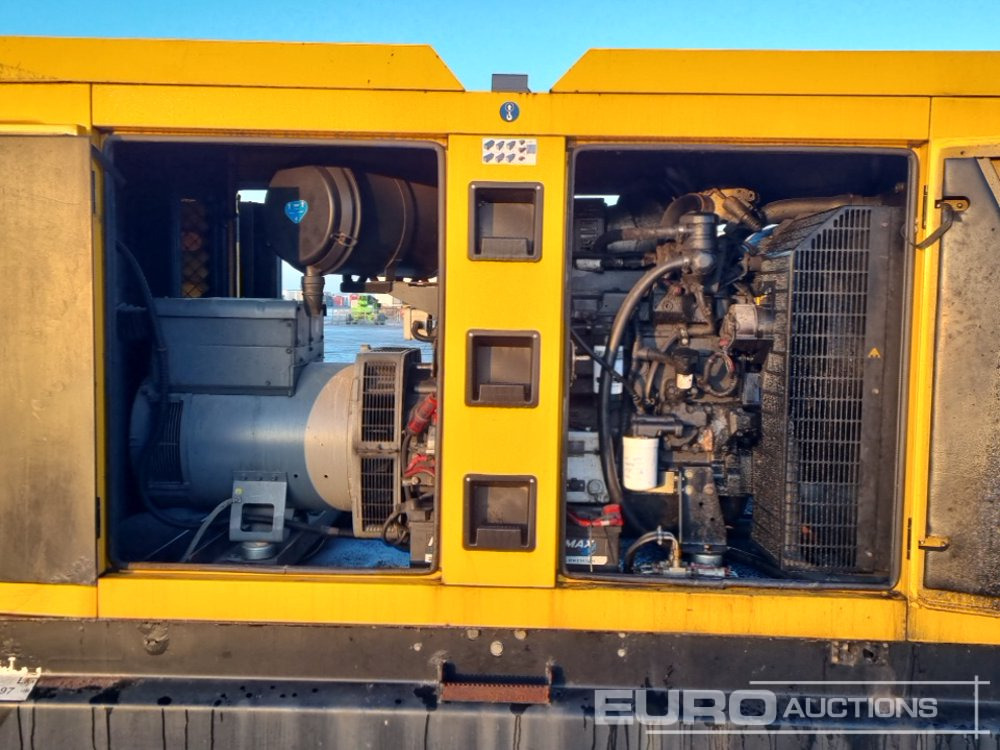 Generador industriale 2015 SDMO R165C3: foto 21 Generador industriale 2015 SDMO R165C3: foto 21