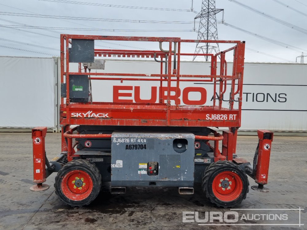 2015 SkyJack SJ6826RT - Plataforma elevadora: foto 2 2015 SkyJack SJ6826RT - Plataforma elevadora: foto 2
