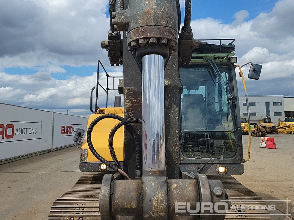 Excavadora de cadenas 2015 Volvo EC140DL: foto 30
