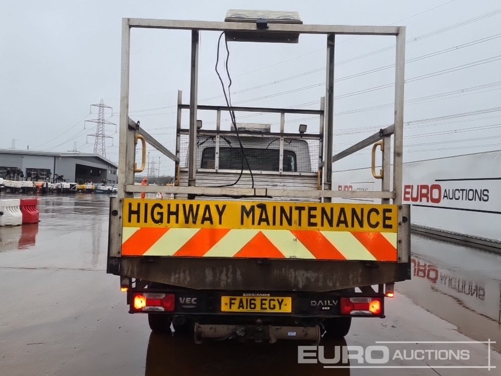 2016 Iveco Daily 35C13 - Furgoneta caja abierta: foto 4 2016 Iveco Daily 35C13 - Furgoneta caja abierta: foto 4