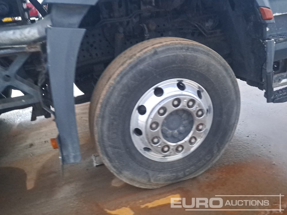 Camión volquete 2016 Mercedes Arocs 3240: foto 16