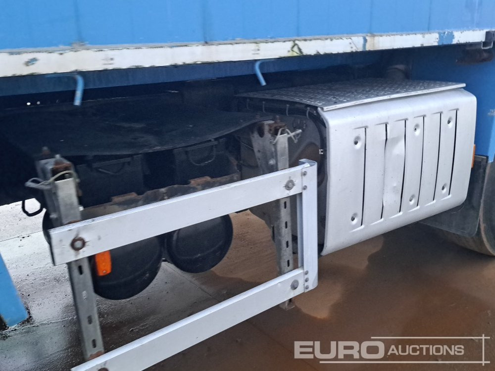 Camión volquete 2016 Mercedes Arocs 3240: foto 26