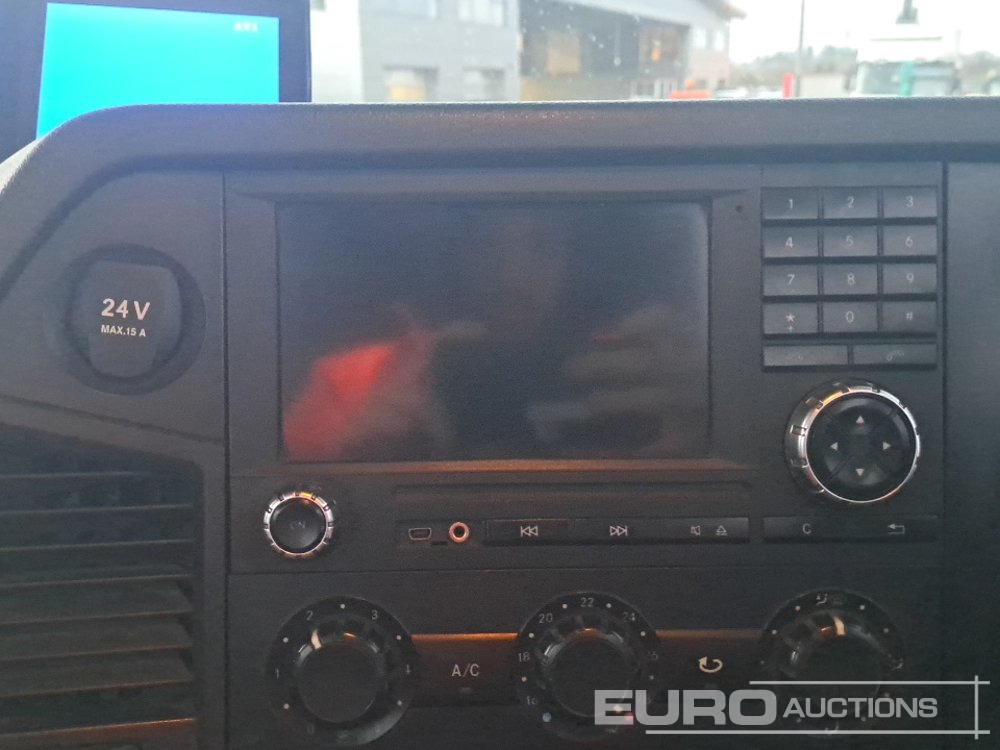 Camión volquete 2016 Mercedes Arocs 3240: foto 44