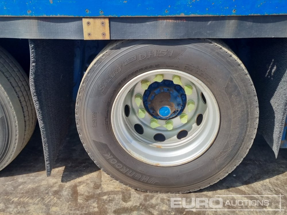Camión caja abierta para transporte de equipos pesados 2016 Scania R490: foto 14