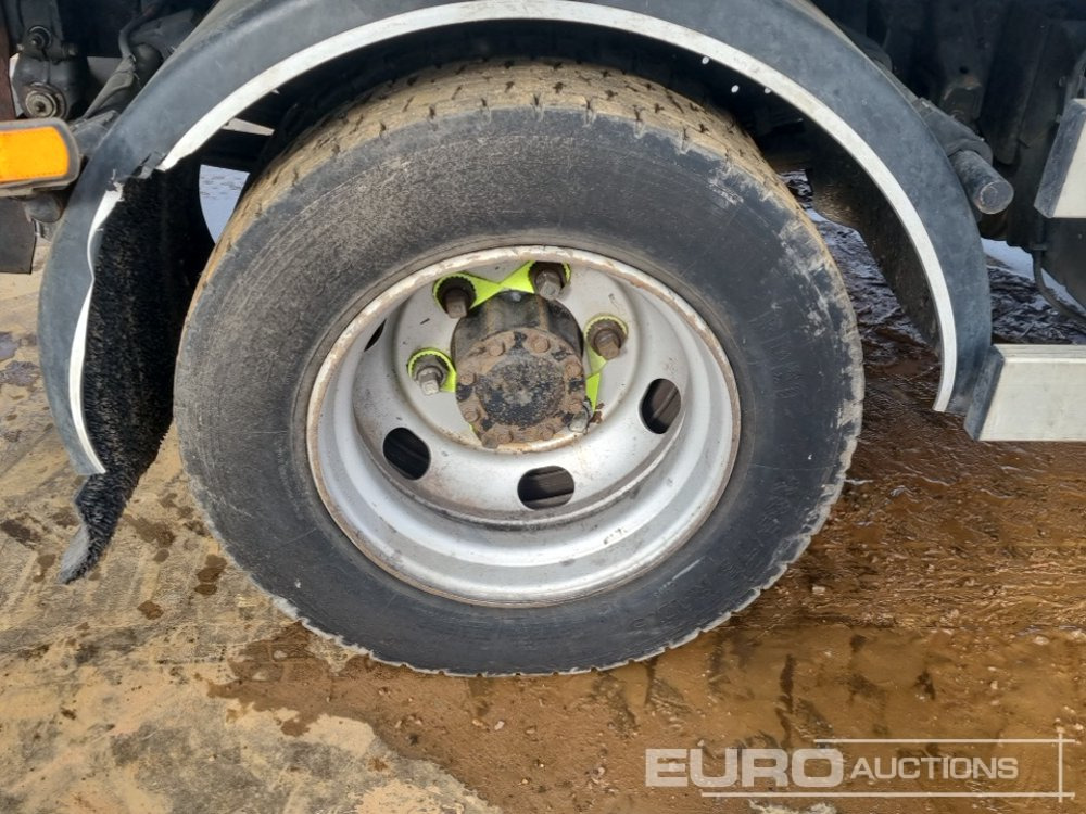 Camión volquete 2017 Mitsubishi Canter 7C15: foto 11