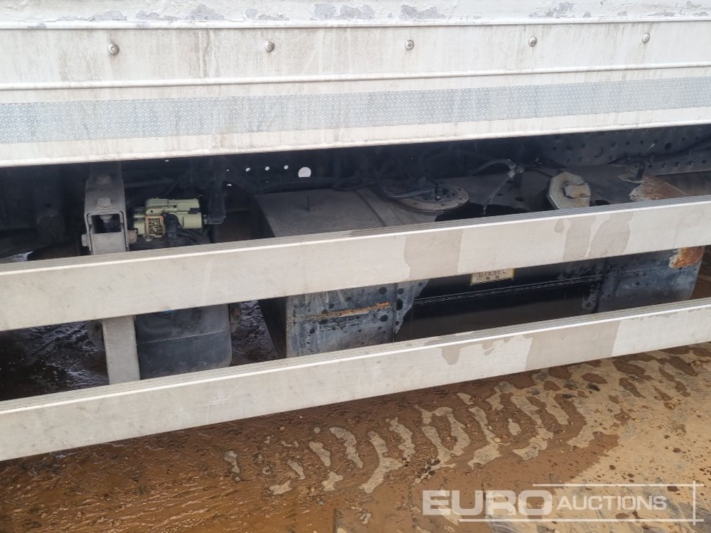 Camión volquete 2017 Mitsubishi Canter 7C15: foto 28