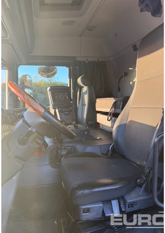 2017 Scania P250 - Barredora vial: foto 5 2017 Scania P250 - Barredora vial: foto 5