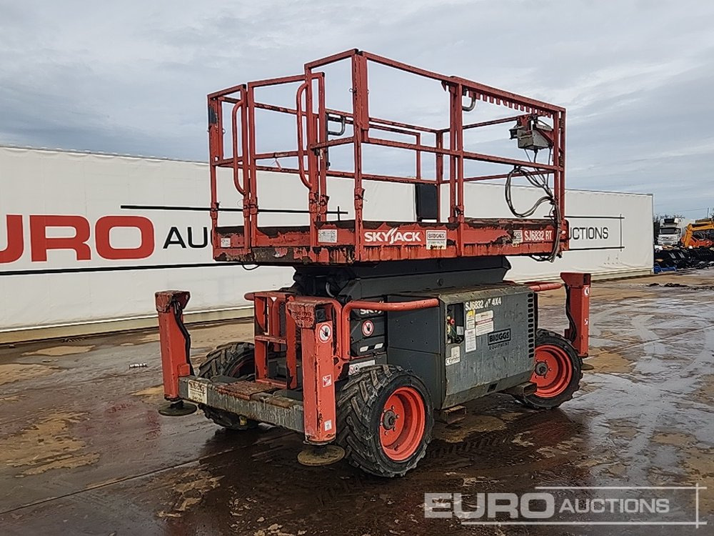 2017 SkyJack SJ6832RT - Plataforma elevadora: foto 1 2017 SkyJack SJ6832RT - Plataforma elevadora: foto 1