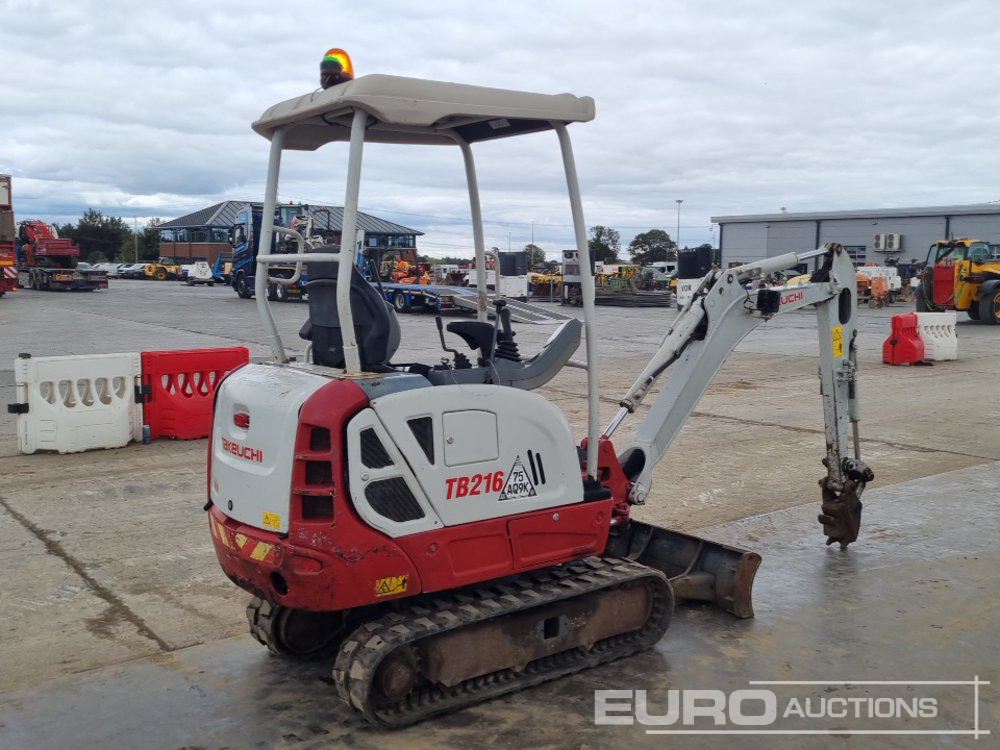 2017 Takeuchi TB216 - Miniexcavadora: foto 5 2017 Takeuchi TB216 - Miniexcavadora: foto 5