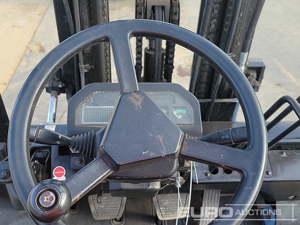Carretilla elevadora 2017 Yale UT25P: foto 29
