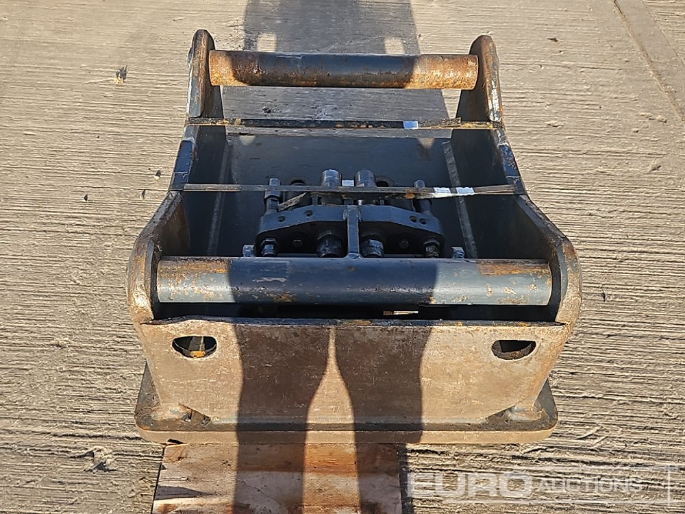 2018 Oil Quick Headstock S70 Hitch to suit 18-33 Ton Excavator - Martillo hidráulico: foto 4 2018 Oil Quick Headstock S70 Hitch to suit 18-33 Ton Excavator - Martillo hidráulico: foto 4