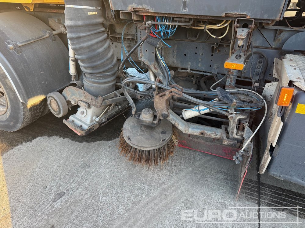 2018 Scania P250 - Barredora vial: foto 5 2018 Scania P250 - Barredora vial: foto 5