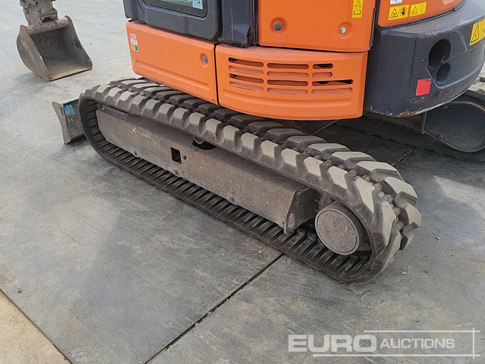 Miniexcavadora 2019 Hitachi ZX26U-5A: foto 10