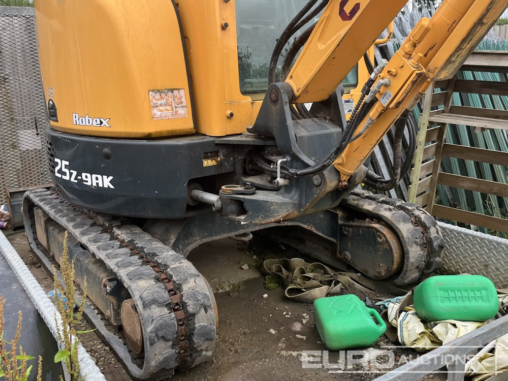 2019 Hyundai R25Z-9AK - Miniexcavadora: foto 5 2019 Hyundai R25Z-9AK - Miniexcavadora: foto 5