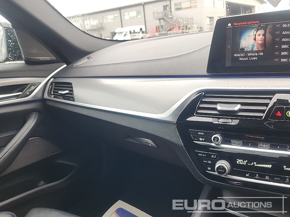 Coche 2020 BMW 520D M-Sport: foto 18 Coche 2020 BMW 520D M-Sport: foto 18