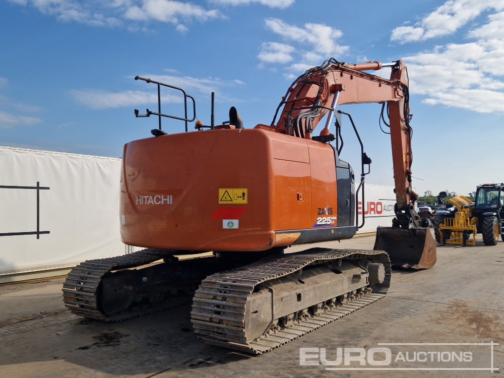 2020 Hitachi ZX225USRLC-6 - Excavadora de cadenas: foto 5 2020 Hitachi ZX225USRLC-6 - Excavadora de cadenas: foto 5