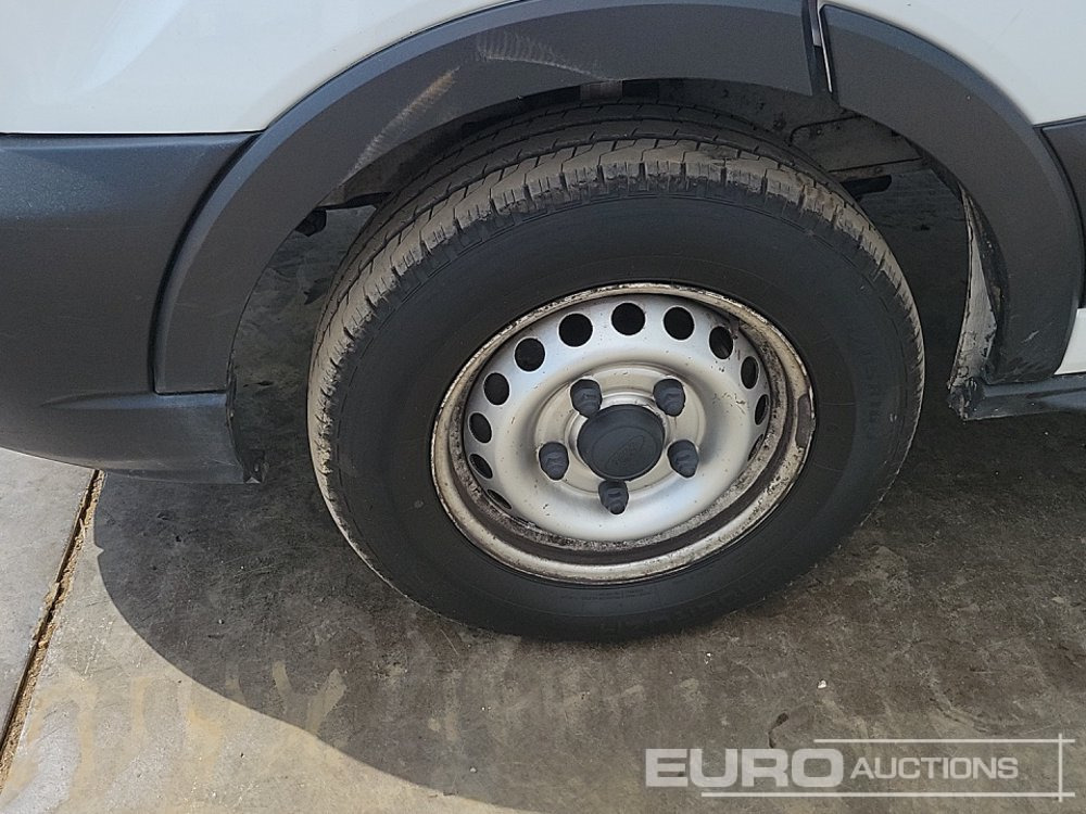 Furgoneta basculante 2022 Ford Transit 350: foto 9