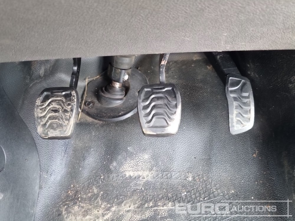 Furgoneta caja abierta 2022 Ford Transit 350: foto 34