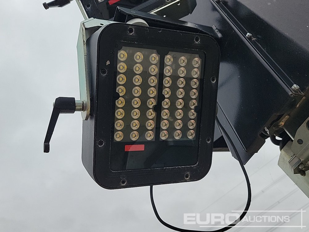 Torre de iluminación 2022 Trime X-SOLAR: foto 17 Torre de iluminación 2022 Trime X-SOLAR: foto 17