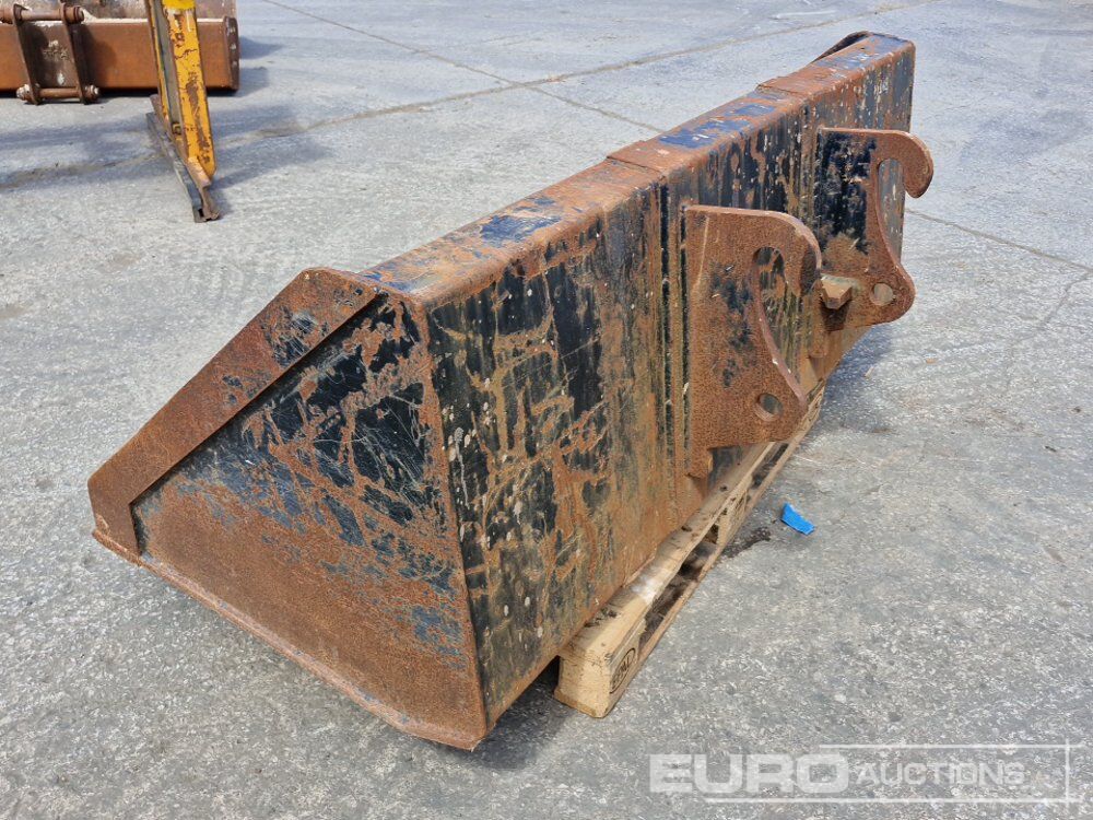 74" Loading Bucket to suit Telehandler - Cazo: foto 3 74" Loading Bucket to suit Telehandler - Cazo: foto 3