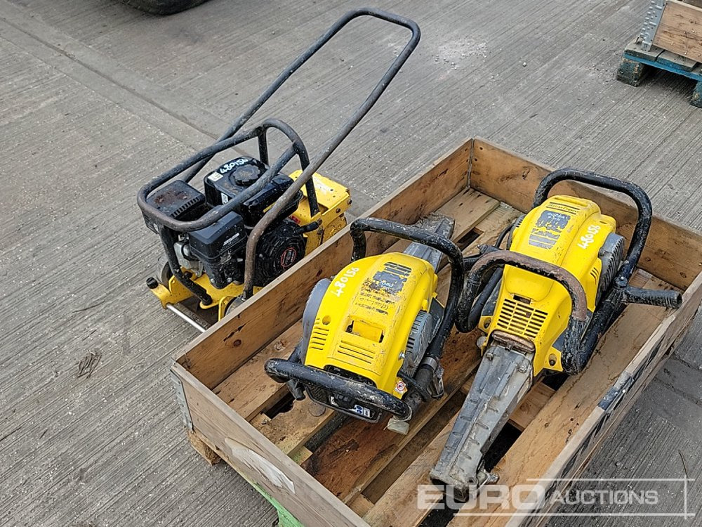 Altas Copco Cobra Proi Petrol Handheld Breaker (2 of), Bomag 18/45 Petrol Compaction Plate Loncin Engine - Construcción de carreteras: foto 1 Altas Copco Cobra Proi Petrol Handheld Breaker (2 of), Bomag 18/45 Petrol Compaction Plate Loncin Engine - Construcción de carreteras: foto 1