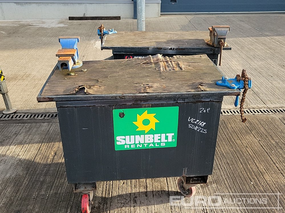 Armorgard Tool Vault/Work Bench (2 of) - Equipo de construcción: foto 2 Armorgard Tool Vault/Work Bench (2 of) - Equipo de construcción: foto 2