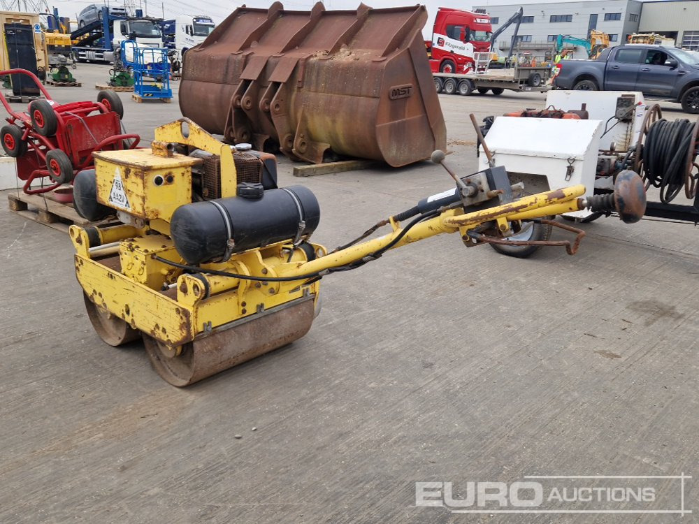 Bomag Double Drum Vibrating Pedestrian Roller - Construcción de carreteras: foto 3 Bomag Double Drum Vibrating Pedestrian Roller - Construcción de carreteras: foto 3