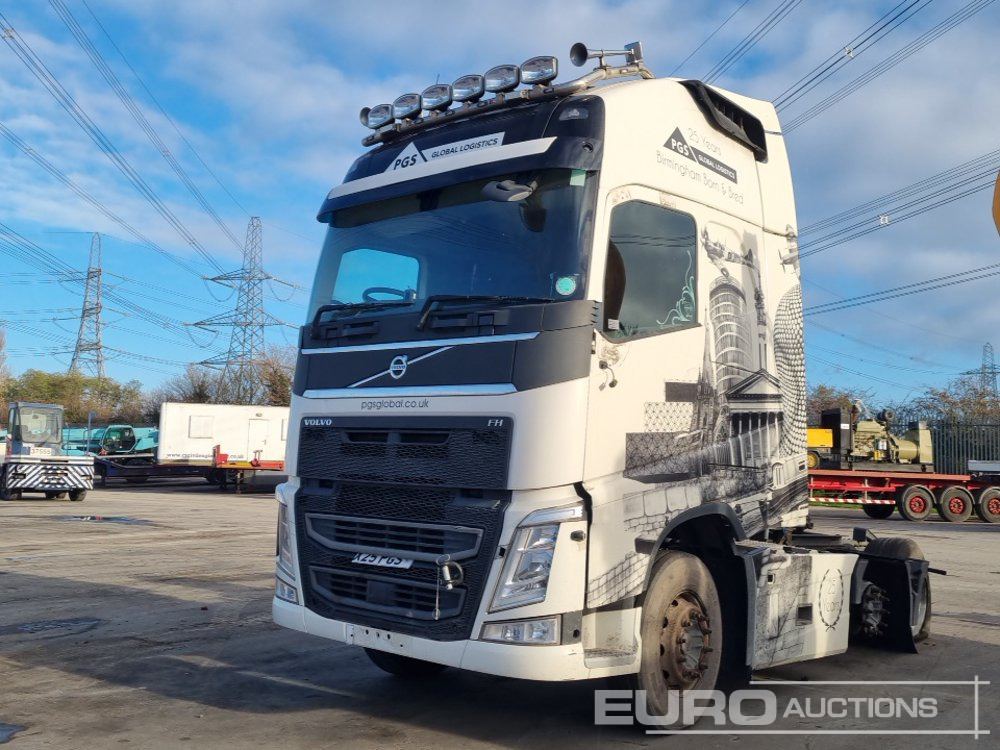2017 Volvo 6x2 Mid Lift, 3 Way Camera, A/C, Automatic Gearbox - Cabeza tractora: foto 1 2017 Volvo 6x2 Mid Lift, 3 Way Camera, A/C, Automatic Gearbox - Cabeza tractora: foto 1