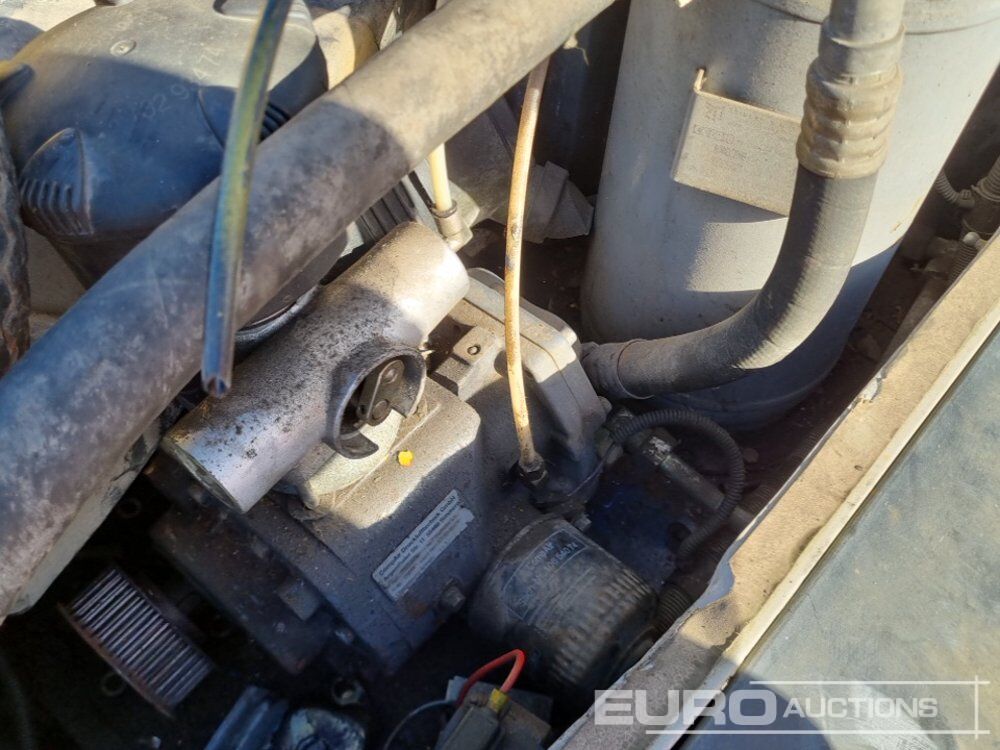 Compresor de aire Comp Air Compressor (Engine Missing), Atlas Copco Single Axle Compressor (Engine Missing), Comp Air Single Axle Compressor (Engine Missing): foto 27 Compresor de aire Comp Air Compressor (Engine Missing), Atlas Copco Single Axle Compressor (Engine Missing), Comp Air Single Axle Compressor (Engine Missing): foto 27