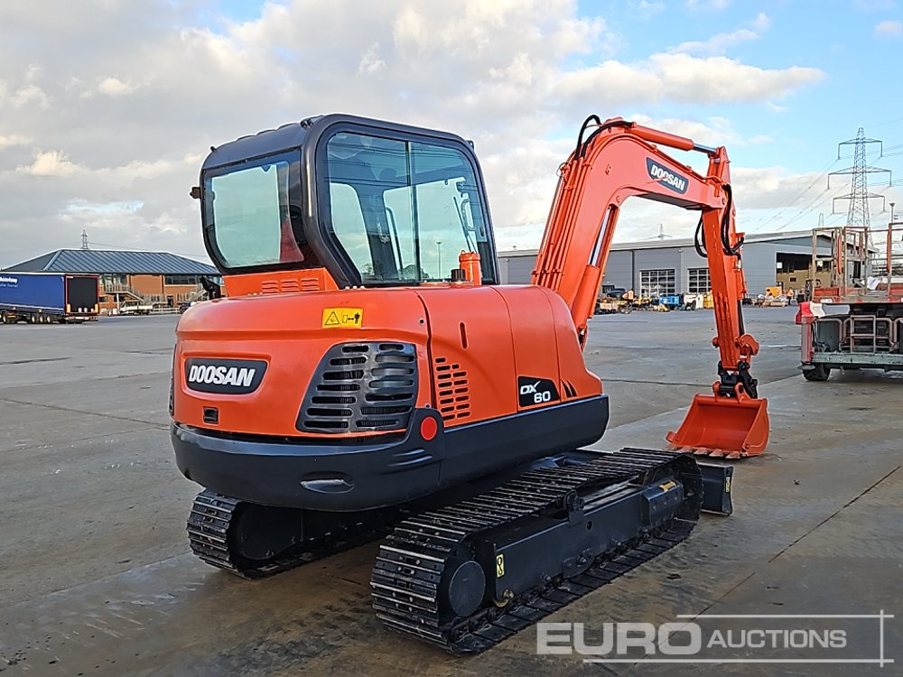 Doosan DX60 - Miniexcavadora: foto 5 Doosan DX60 - Miniexcavadora: foto 5