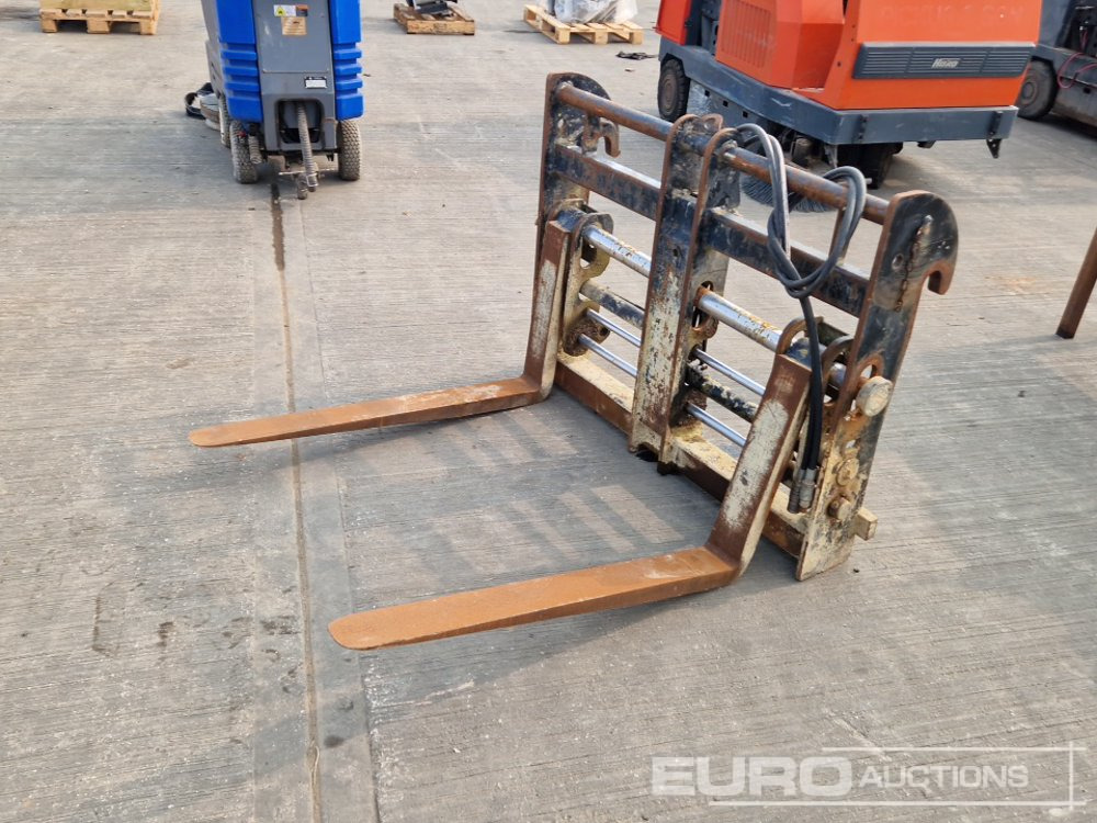 2016 JCB Hydraulic Fork Frame & Forks, Fork Positioner - Equipo de manutención: foto 1 2016 JCB Hydraulic Fork Frame & Forks, Fork Positioner - Equipo de manutención: foto 1