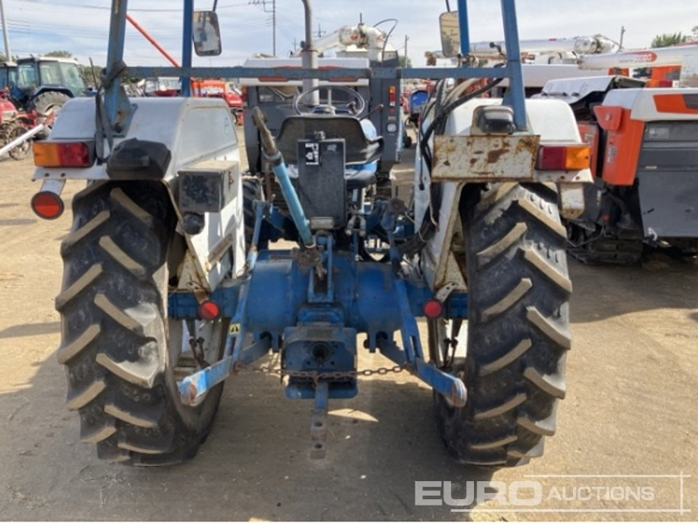 Ford 3930 - Tractor: foto 3 Ford 3930 - Tractor: foto 3