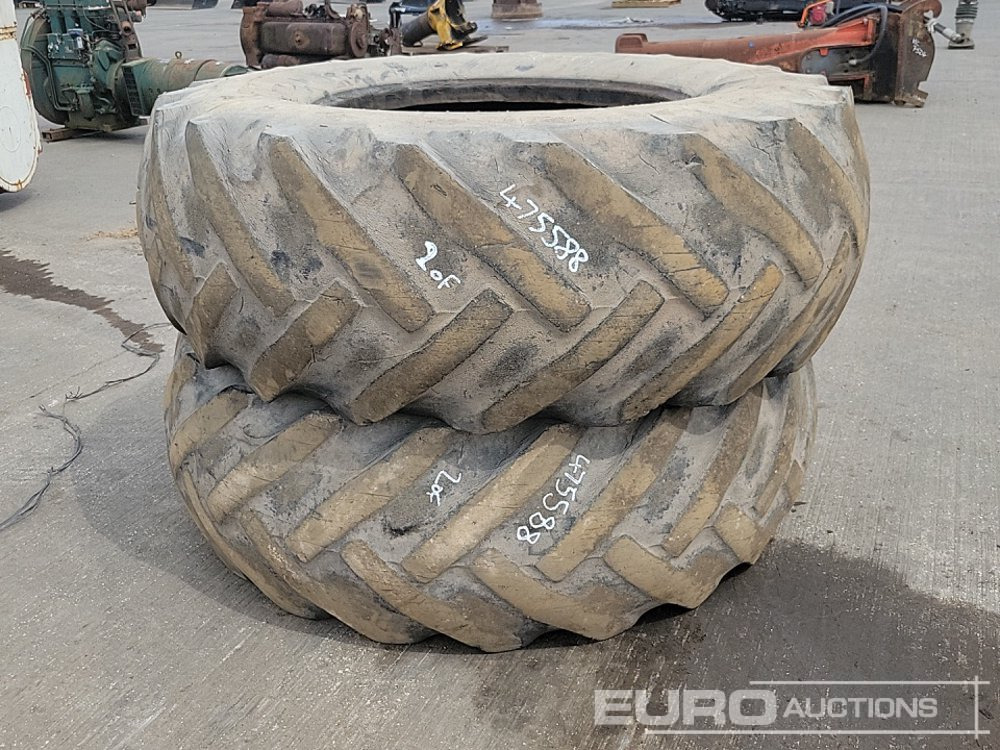 Goodyear 18.4-26 Tyre (2 of) - Neumático: foto 1 Goodyear 18.4-26 Tyre (2 of) - Neumático: foto 1