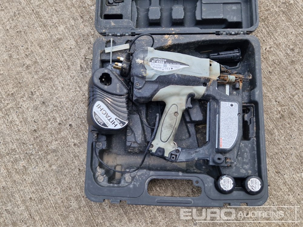 Equipo de construcción Hitachi NT65GS 3.6 Volt Cordless Nailer, 3 Batterys, Charger: foto 10