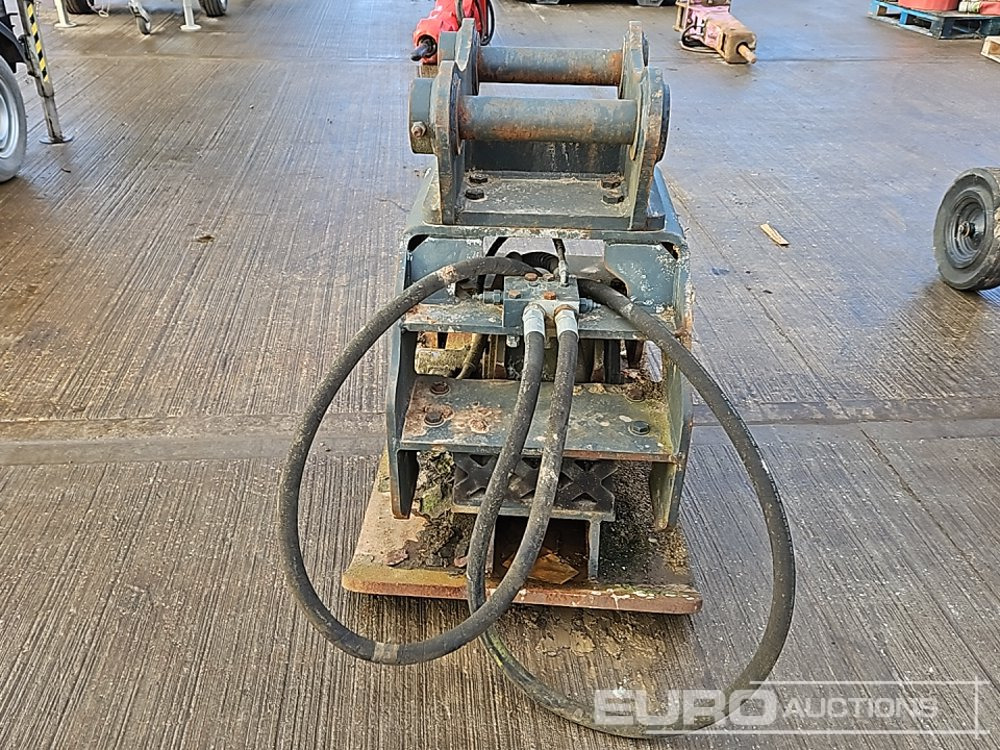 2014 Daemo Hydraulic Compaction Plate 80mm Pin to suit 20 Ton Excavator - Implemento para Excavadora: foto 4 2014 Daemo Hydraulic Compaction Plate 80mm Pin to suit 20 Ton Excavator - Implemento para Excavadora: foto 4