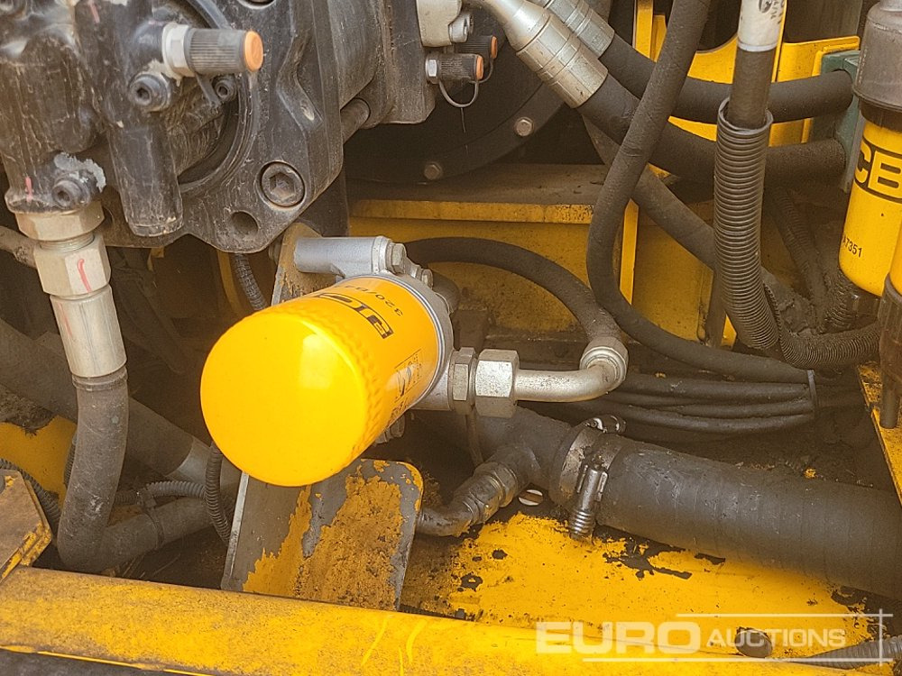 Excavadora de cadenas JCB JS145 LC: foto 34