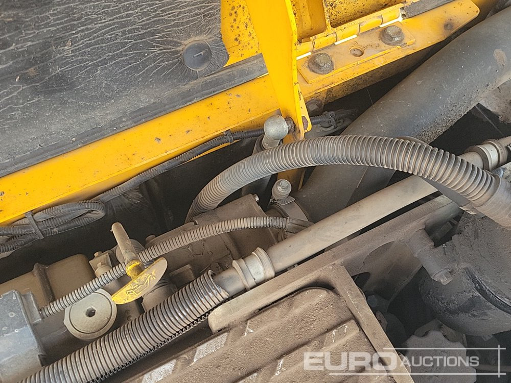 Excavadora de cadenas JCB JS145 LC: foto 40