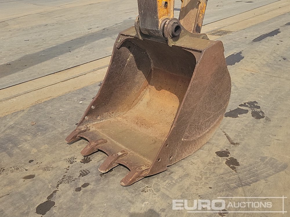 Excavadora de cadenas JCB JS145 LC: foto 20