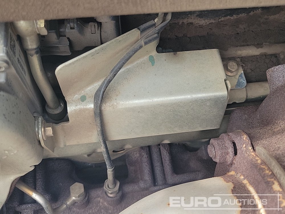 Excavadora de cadenas JCB JS145 LC: foto 43