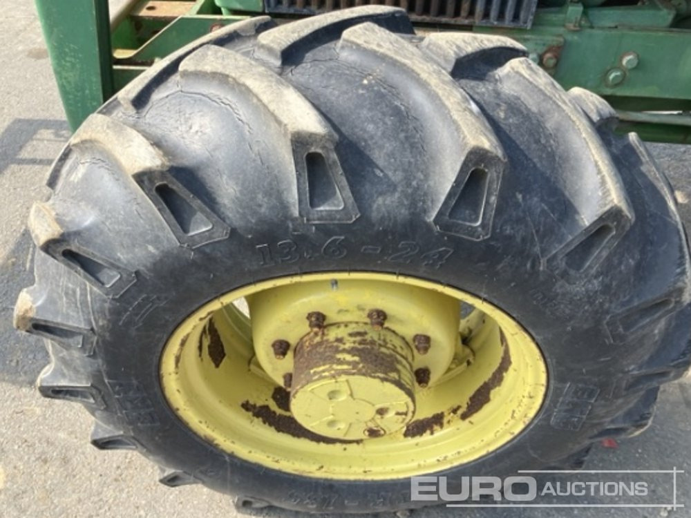 John Deere 3050 - Tractor: foto 5 John Deere 3050 - Tractor: foto 5