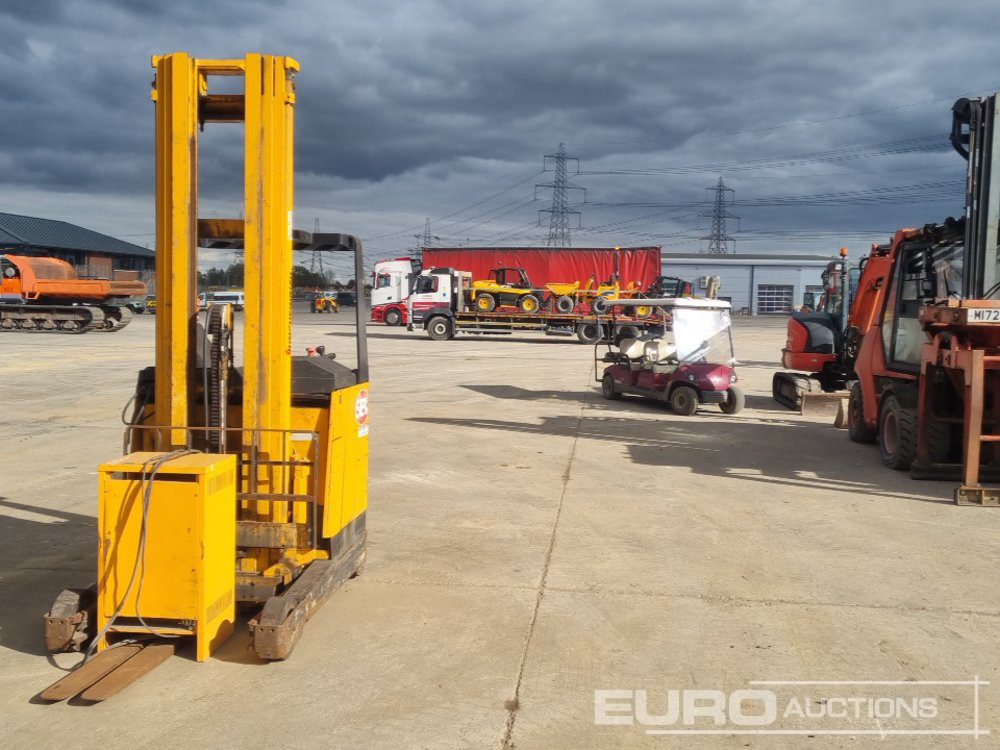 Jungheinrich Electric Side Loader Forklift, 3 Stage Free Lift Mast, Forks, Charger (Flat Battery) - Carretilla elevadora: foto 5 Jungheinrich Electric Side Loader Forklift, 3 Stage Free Lift Mast, Forks, Charger (Flat Battery) - Carretilla elevadora: foto 5
