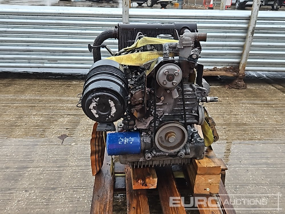 Kubota 3 Cylinder Engine - Motor: foto 4 Kubota 3 Cylinder Engine - Motor: foto 4