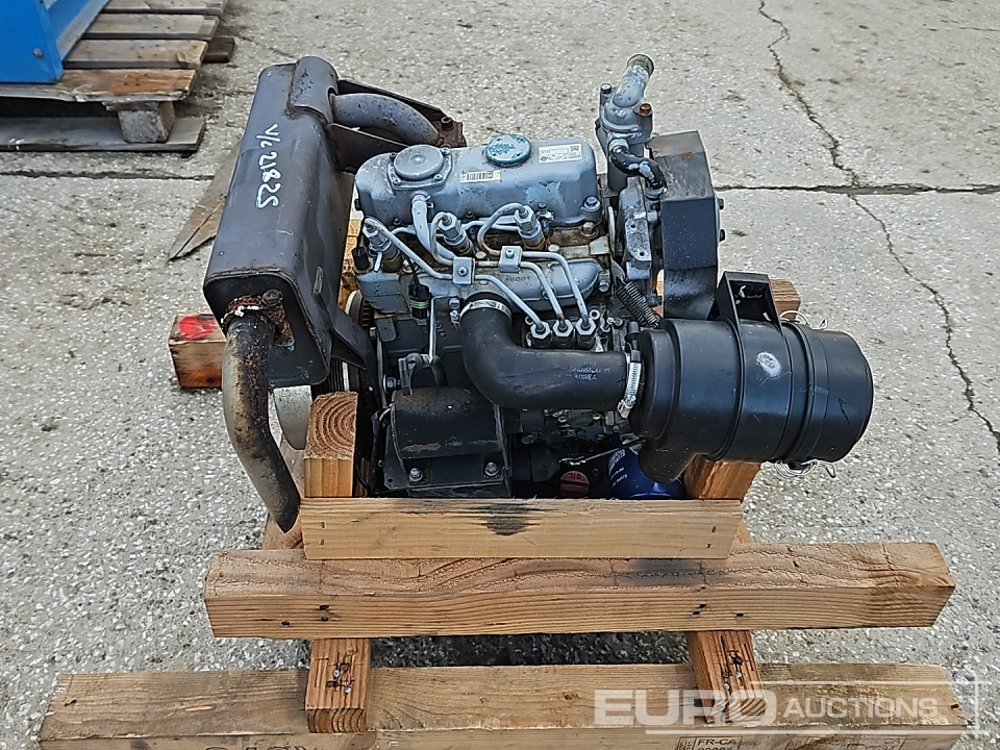 Kubota 3 Cylinder Engine - Motor: foto 2 Kubota 3 Cylinder Engine - Motor: foto 2