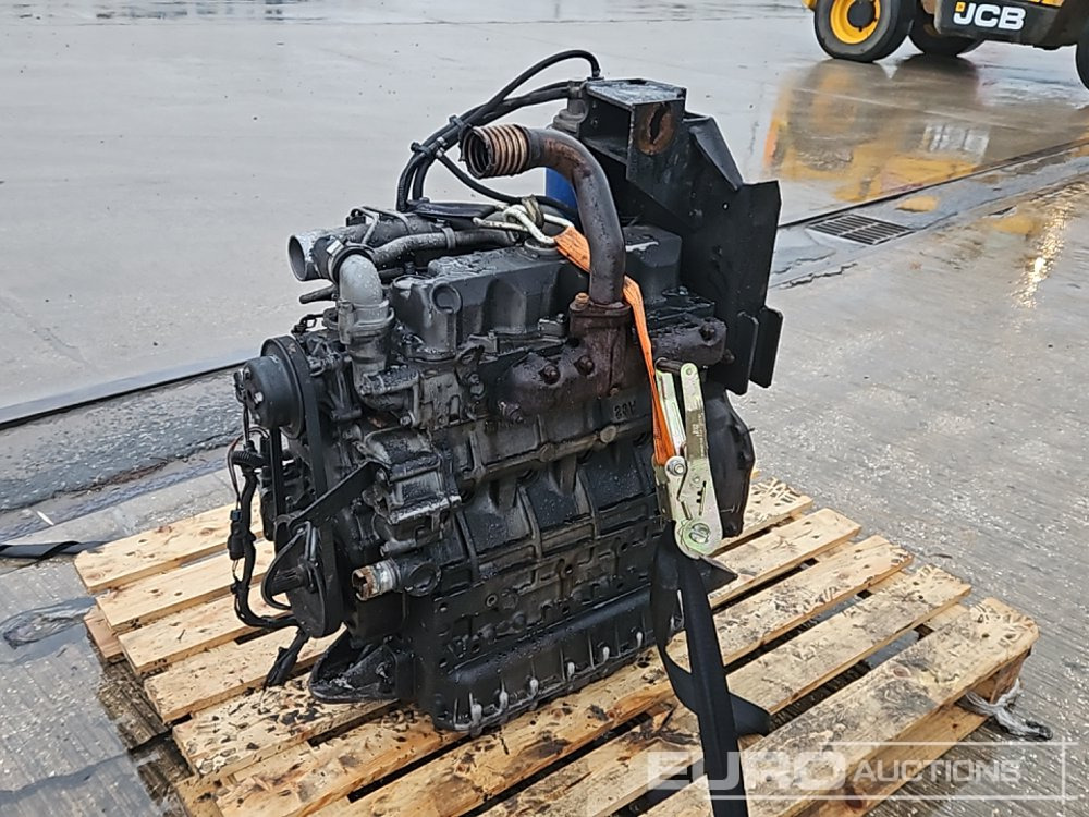 Kubota 4 Cylinder Engine - Motor: foto 3 Kubota 4 Cylinder Engine - Motor: foto 3