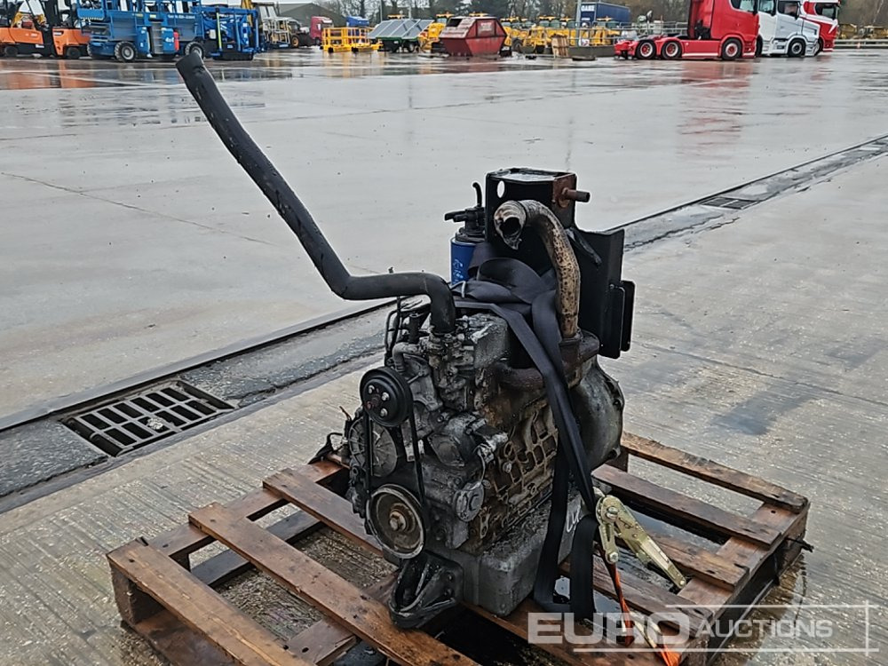 Kubota 4 Cylinder Engine - Motor: foto 3 Kubota 4 Cylinder Engine - Motor: foto 3