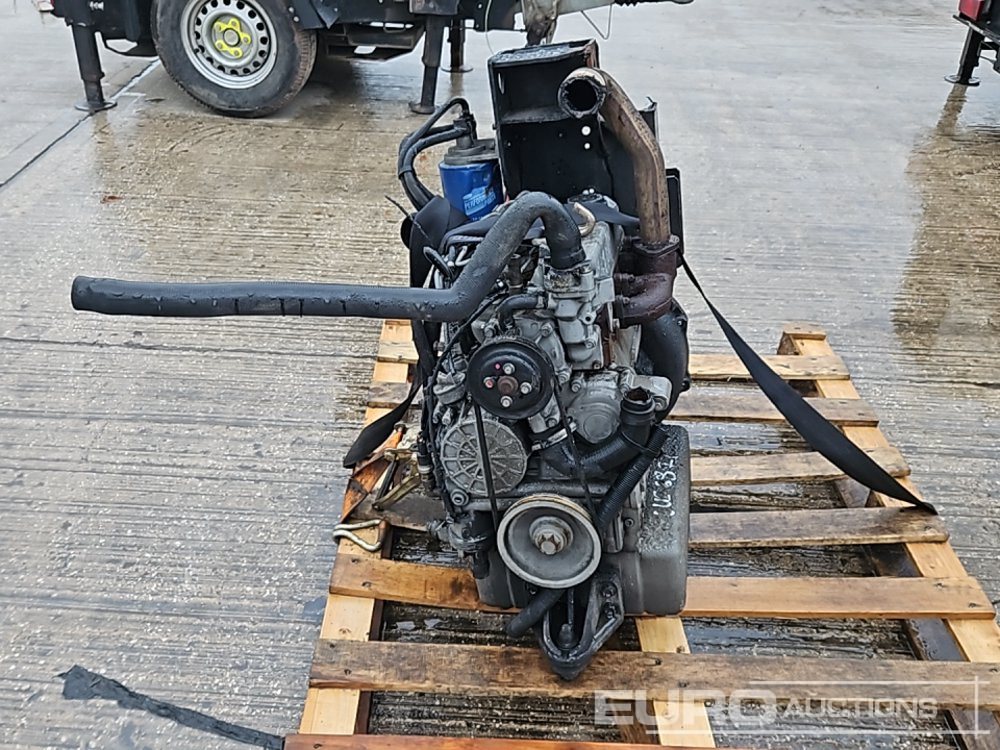 Kubota 4 Cylinder Engine - Motor: foto 2 Kubota 4 Cylinder Engine - Motor: foto 2