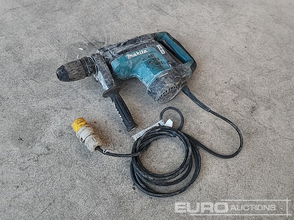 Makita AVT - Equipo de taller: foto 1 Makita AVT - Equipo de taller: foto 1