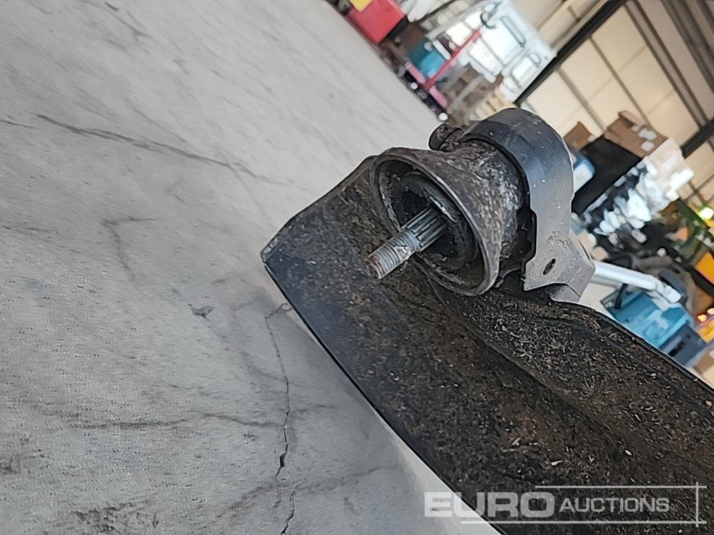 Makita Petrol Hedge Strimmer - Equipo de taller: foto 5 Makita Petrol Hedge Strimmer - Equipo de taller: foto 5