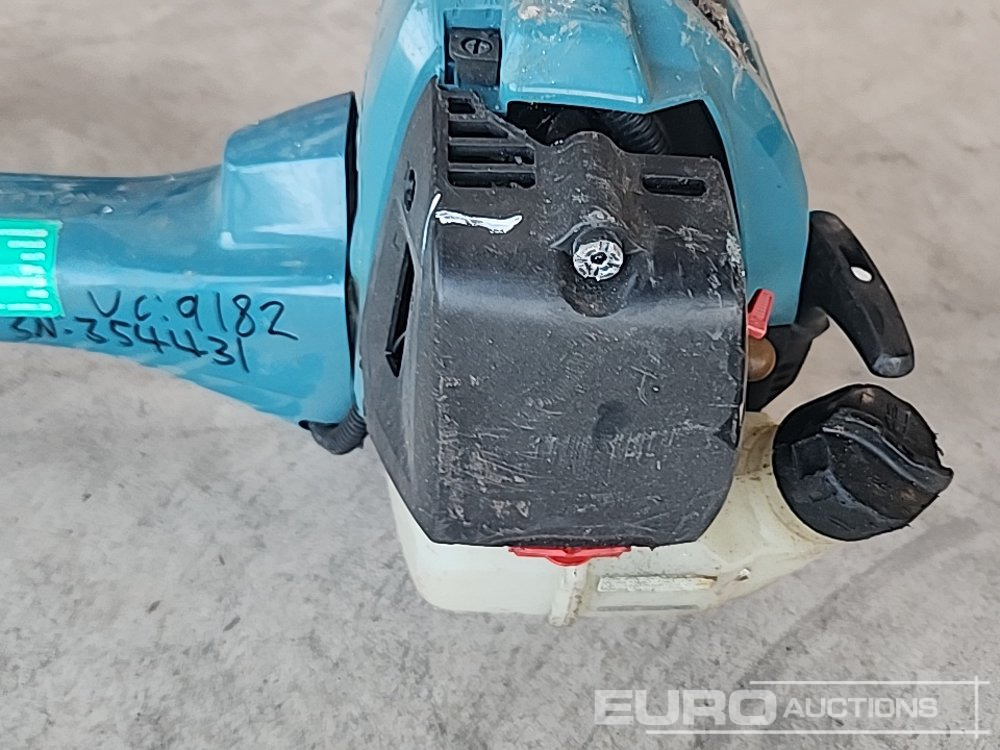 Equipo de taller Makita Petrol Hedge Strimmer: foto 19