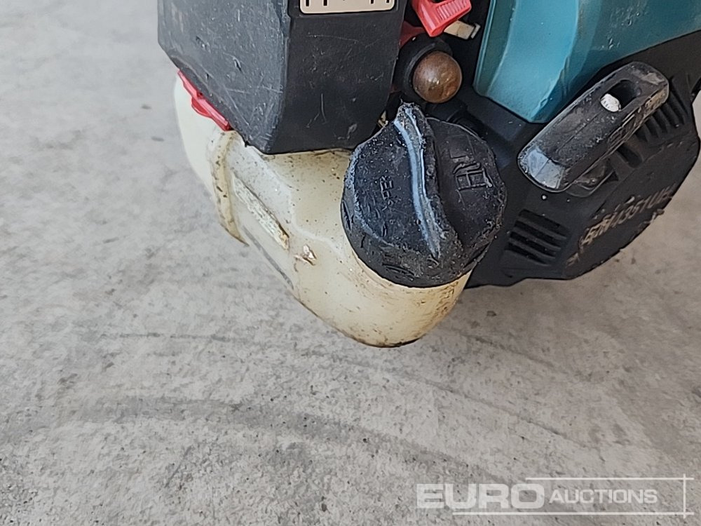 Equipo de taller Makita Petrol Hedge Strimmer: foto 17